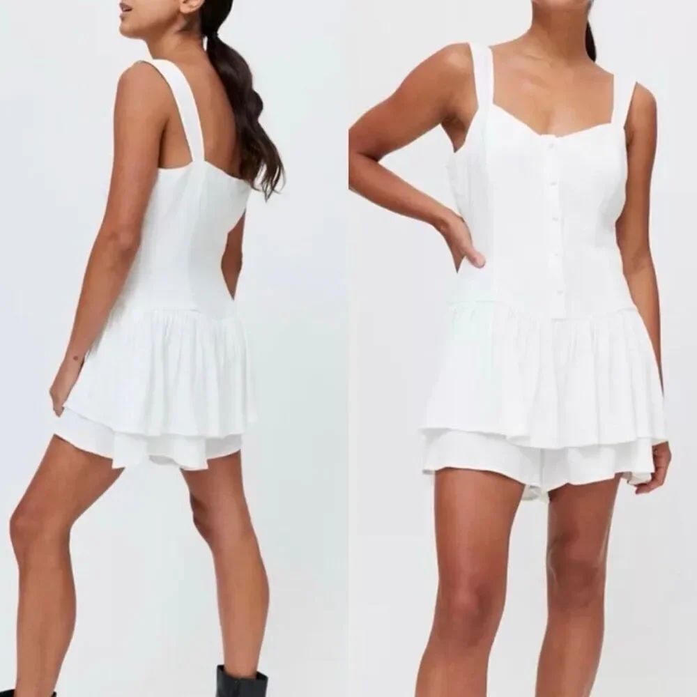 NWT Gorgeous NEW IN Sz L White Linen Button Front Layered Sleeveless Romper